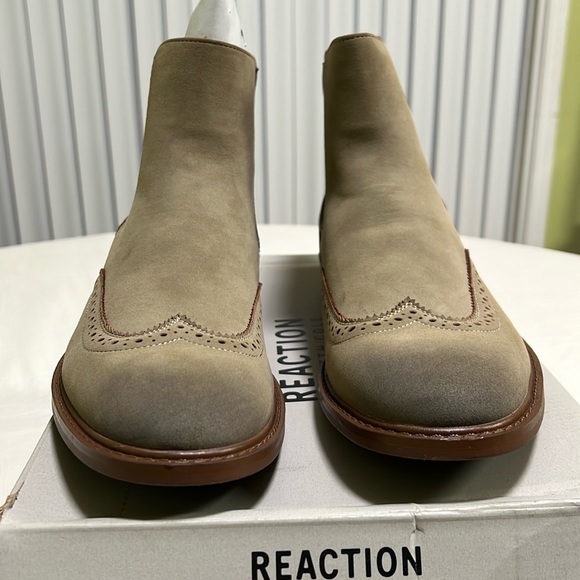 REACTION KENNETH COLE Mens Beige Perforated Comfort Knock Wingtip Toe Block Heel Chelsea Boot M